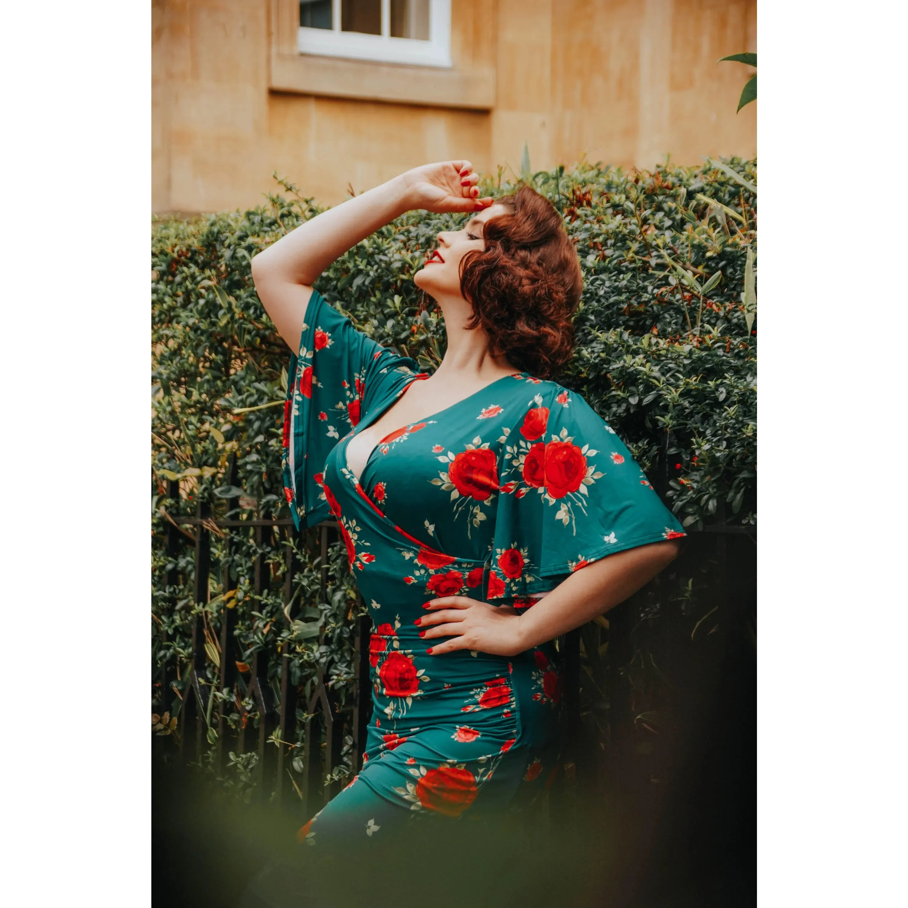 Green And Red Floral Print Butterfly Sleeve Slinky Pencil Cocktail Dress